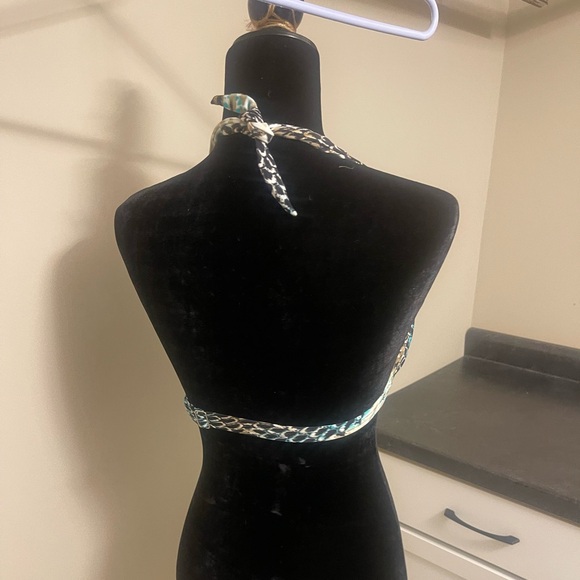 Venus goddess enhancer Bikini top size B - Picture 4 of 5